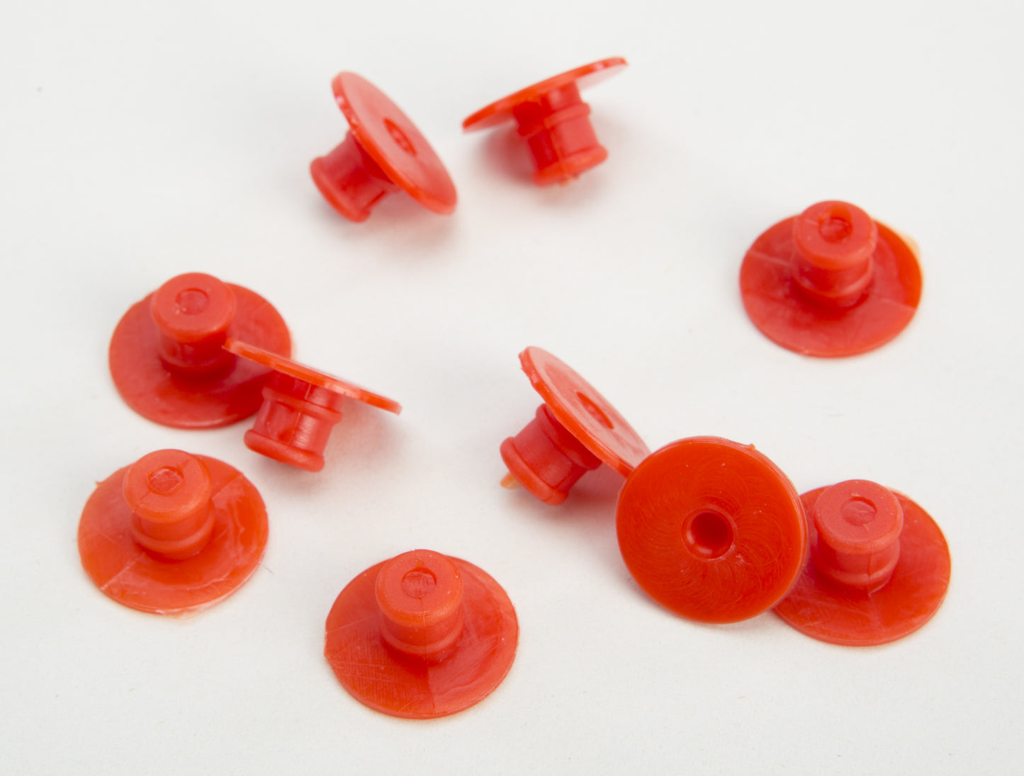 RED SNAPS FOR BREATH DEFLECTOR GM-44/MD-04
