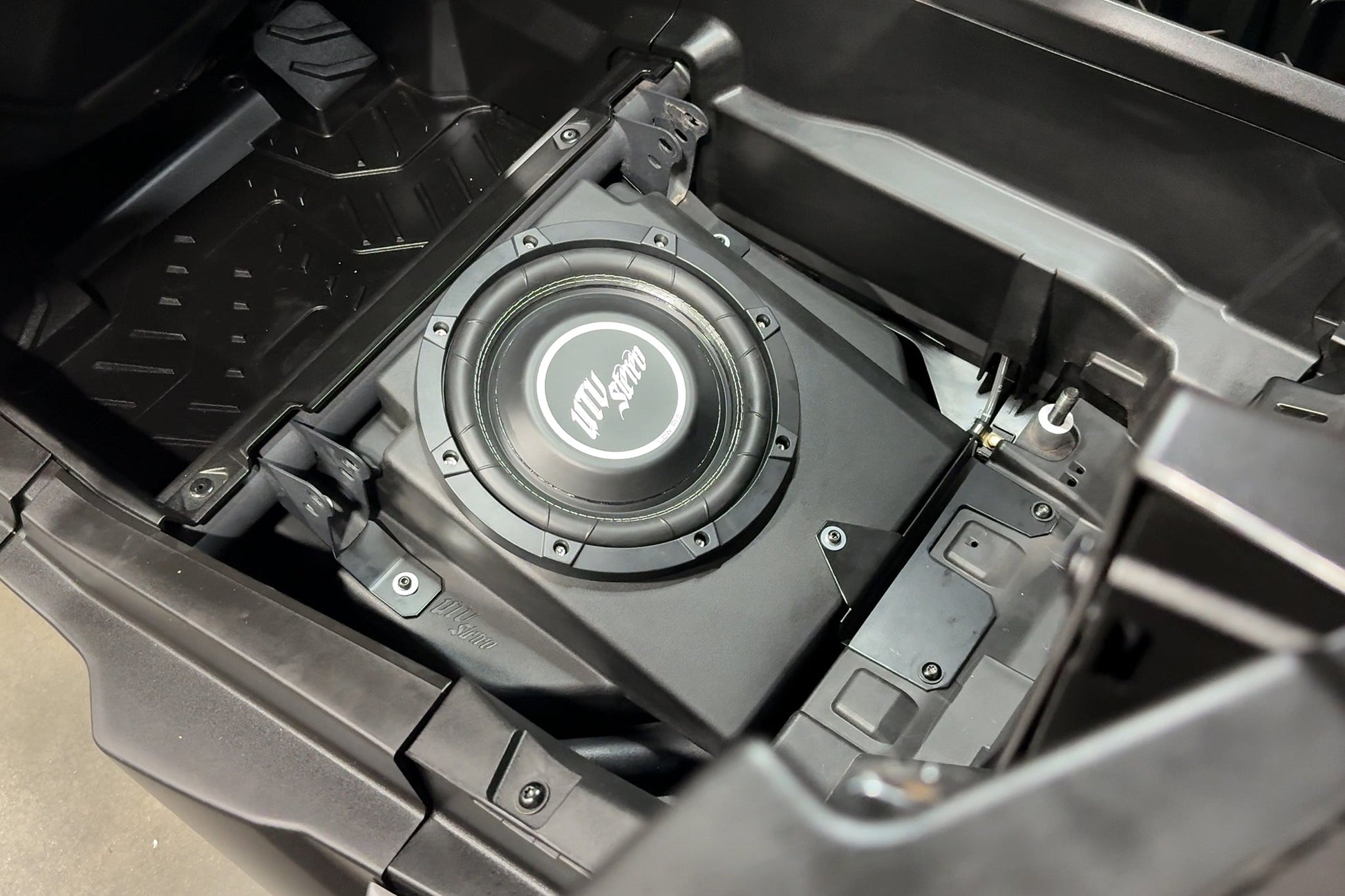 Signature Series 10" Low-Profile Subwoofer | UTVS-S10LP