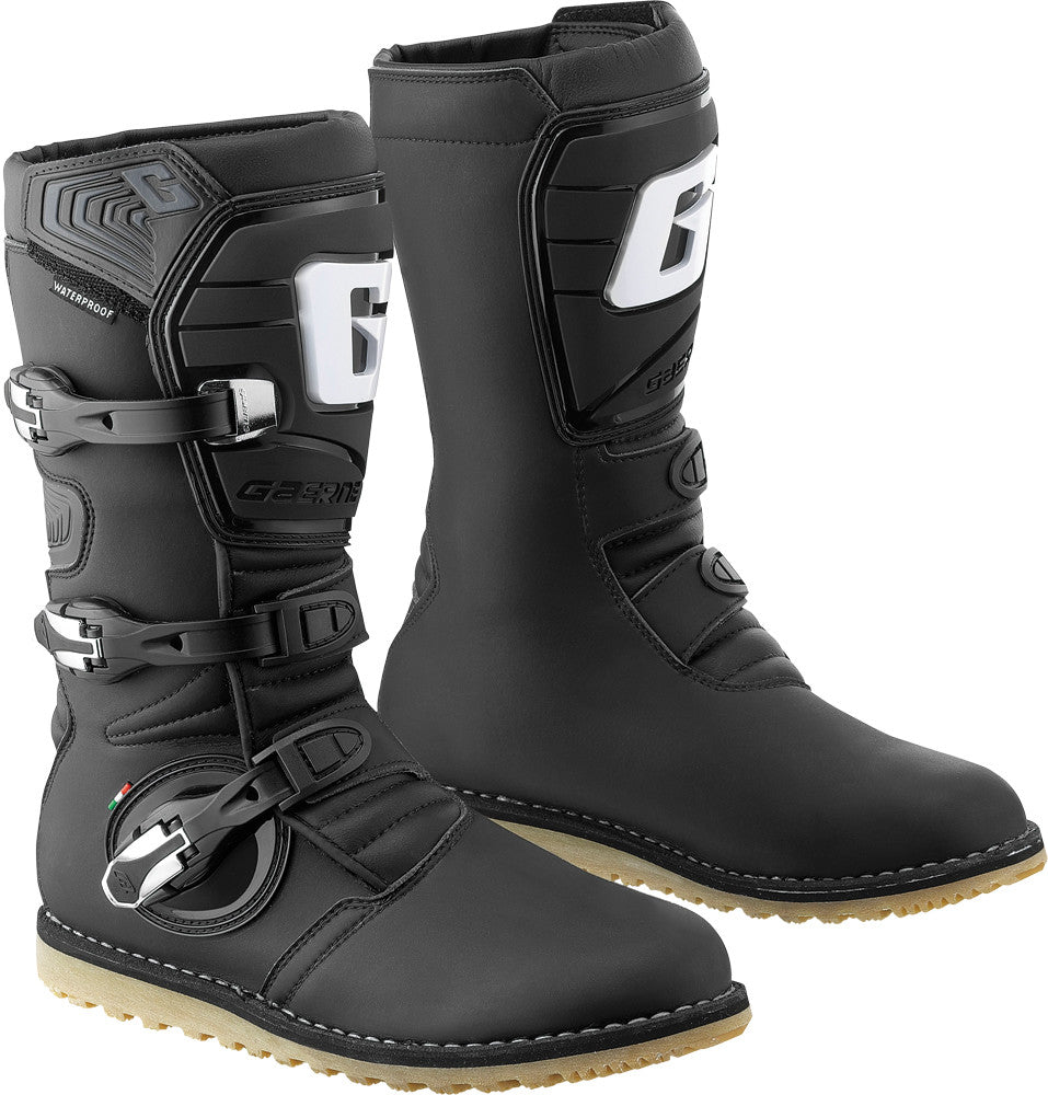 BALANCE BOOTS CLASSIC SZ 10